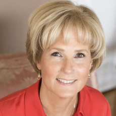 gretchen watson headshot